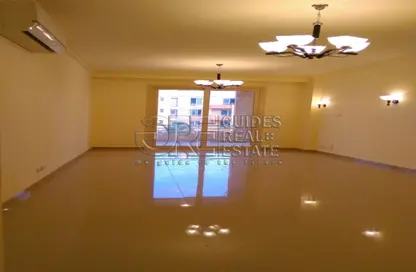 Apartment - 2 Bedrooms - 2 Bathrooms for rent in Jewar - 13th District - Sheikh Zayed City - Giza