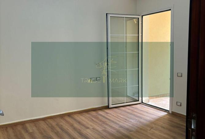 8313678 - Property Image 3