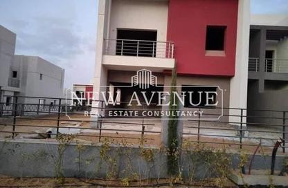 Townhouse - 4 Bedrooms - 3 Bathrooms for sale in Madinaty - Cairo