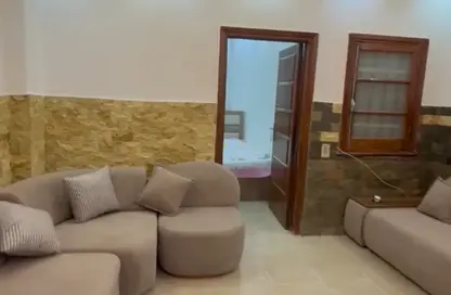 شقة - غرفة نوم - 1 حمام للايجار في شارع شاهين - العجوزة - الجيزة