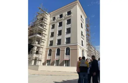 Apartment - 3 Bedrooms - 3 Bathrooms for sale in Village West - Sheikh Zayed Compounds - Sheikh Zayed City - Giza