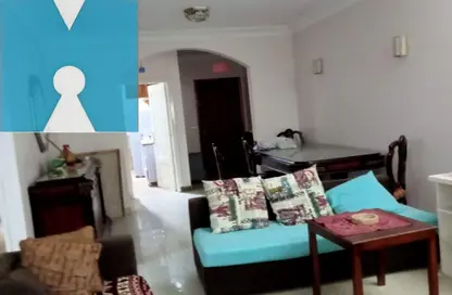 شقة - 3 غرف نوم - 2 حمامات للبيع في حدائق المهندسين - الحي الرابع - الشيخ زايد - الجيزة