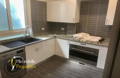 شقة - 3 غرف نوم - 2 حمامات للايجار في شارع محمد مظهر - الزمالك - القاهرة