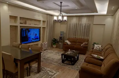 Apartment - 2 Bedrooms - 1 Bathroom for rent in El Rehab Extension - Al Rehab - New Cairo City - Cairo