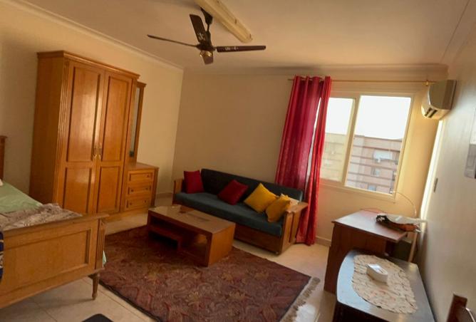 8039008 - Property Image 2
