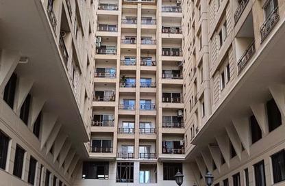 شقة - 3 غرف نوم - 2 حمامات للبيع في سموحة الجديدة - سموحة - حي شرق - الاسكندرية