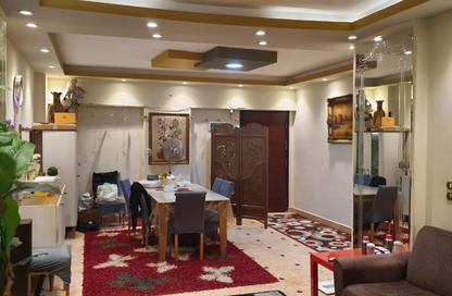 Apartment - 3 Bedrooms - 2 Bathrooms for sale in Mahmoud Ghoneim St. - 6th Zone - Nasr City - Cairo