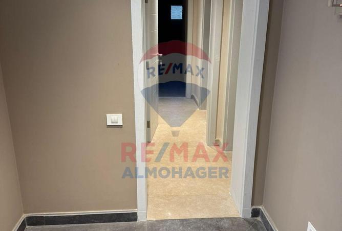 8003233 - Property Image 3
