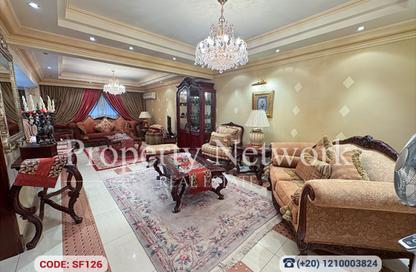 Apartment - 1 Bedroom - 1 Bathroom for sale in Abd Al Rahman El Refaey St. - El Hegaz Square - El Nozha - Cairo