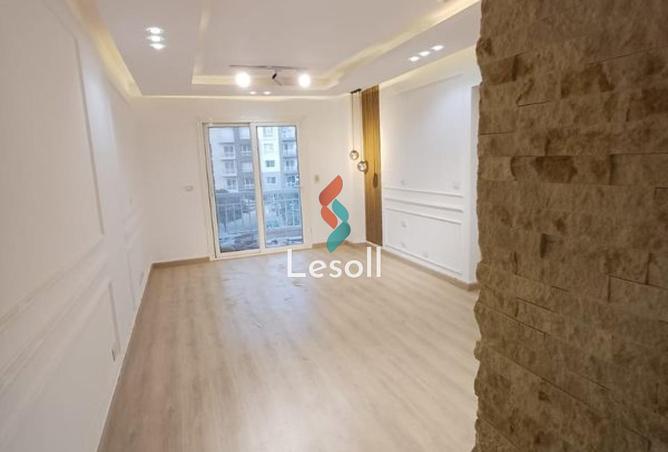 8440231 - Property Image 2