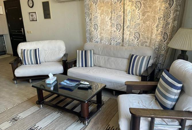 8246701 - Property Image 2