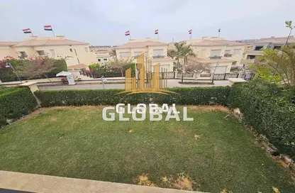 فيلا - 4 غرف نوم - 4 حمامات للايجار في سيراس - اب تاون كايرو - المقطم - القاهرة