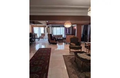 Apartment - 4 Bedrooms - 3 Bathrooms for rent in Nabil Al Wakkad St. - Ard El Golf - Heliopolis - Masr El Gedida - Cairo