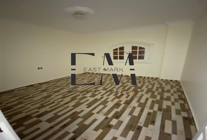 8234136 - Property Image 2