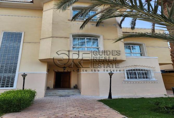7969300 - Property Image 2
