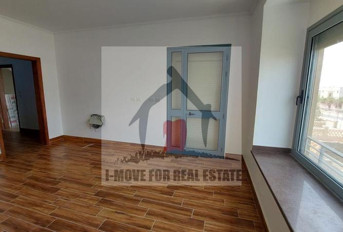 8316052 - Property Image 2