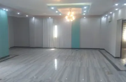 Duplex - 4 Bedrooms - 3 Bathrooms for sale in Al Khamayel city - Sheikh Zayed Compounds - Sheikh Zayed City - Giza