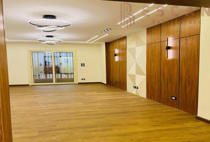 8187627 - الصورة الرئيسية للعقار