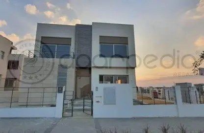 Villa - 3 Bedrooms - 4 Bathrooms for sale in Palm Hills New Cairo - 5th Settlement Compounds - The 5th Settlement - New Cairo City - Cairo