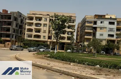 Apartment - 3 Bedrooms - 2 Bathrooms for sale in South Lotus - El Lotus - New Cairo City - Cairo