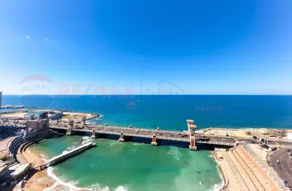 شقة - 2 غرف نوم - 2 حمامات للايجار في ستانلي - حي شرق - الاسكندرية