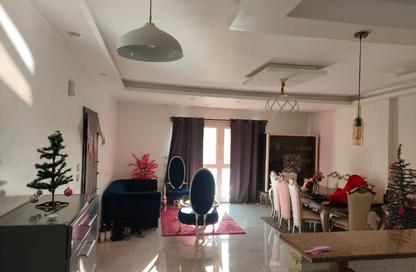 Apartment - 3 Bedrooms - 2 Bathrooms for sale in Street 17 - District 1 - The 5th Settlement - New Cairo City - Cairo