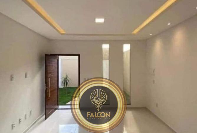 8089062 - Property Image 3