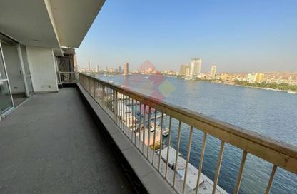 Apartment - 4 Bedrooms - 5 Bathrooms for sale in Nile St. - Dokki - Giza