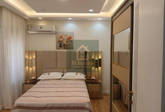 8234055 - Property Image 2