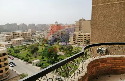 Apartment - 3 Bedrooms - 2 Bathrooms for rent in Ahmed Al Zomor St. - 9th Zone - Nasr City - Cairo