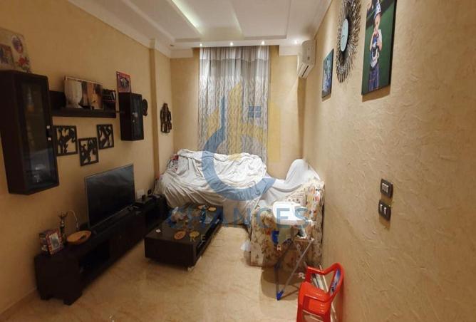 8099449 - Property Image 2