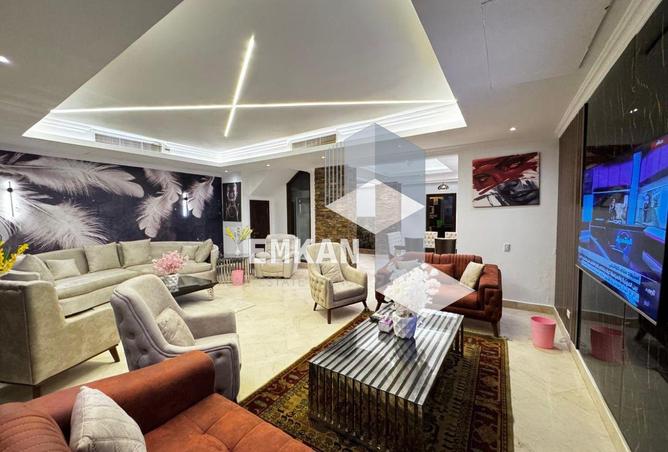 8401658 - Property Image 3