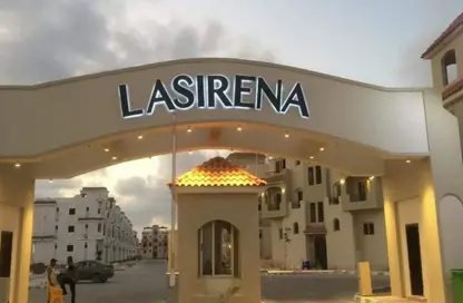 Chalet - 3 Bedrooms - 3 Bathrooms for sale in Lasirena - Qesm Ad Dabaah - North Coast