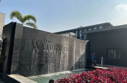 Shop - Studio - 2 Bathrooms for rent in The Waterway View - 90 Street - The 5th Settlement - New Cairo City - Cairo