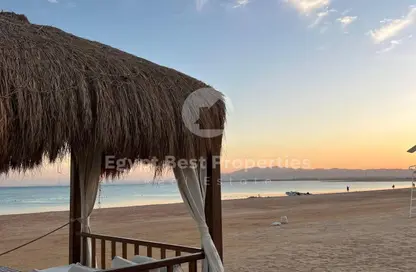Chalet - 2 Bedrooms - 2 Bathrooms for sale in Ras Soma - Safaga - Hurghada - Red Sea