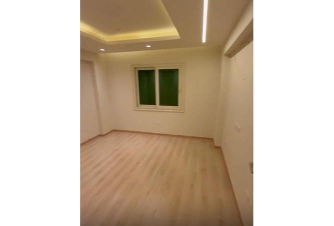 8138535 - Property Image 2