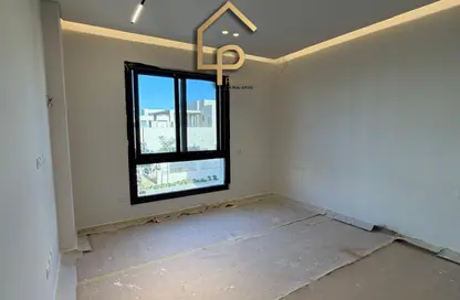 فيلا - 5 غرف نوم - 5 حمامات للايجار في أو ويست - كمبوندات 6 أكتوبر - مدينة 6 أكتوبر - الجيزة