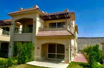 Villa - 4 Bedrooms - 4 Bathrooms for sale in Azha - Al Ain Al Sokhna - Suez