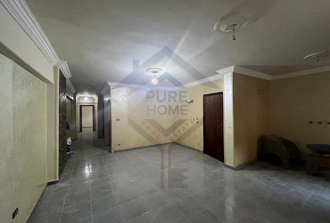 8158015 - Property Main Image