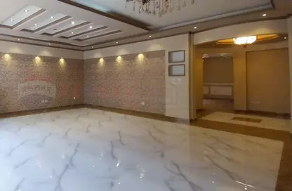 Apartment - 4 Bedrooms - 3 Bathrooms for sale in Syria St. - Roushdy - Hay Sharq - Alexandria
