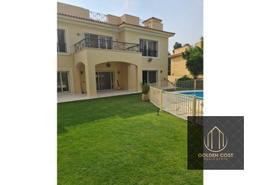 فيلا - 4 غرف نوم - 5 حمامات for للايجار in القطامية هايتس - كمبوندات القطامية - القطامية - مدينة القاهرة الجديدة - القاهرة
