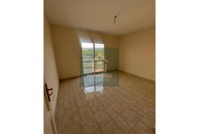 8125202 - Property Image 2