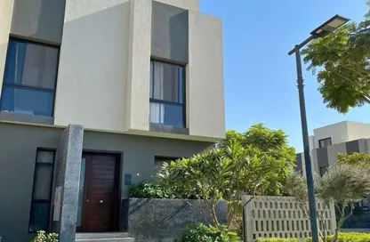 Villa - 5 Bedrooms - 6 Bathrooms for sale in Lake View - 5th Settlement Compounds - The 5th Settlement - New Cairo City - Cairo