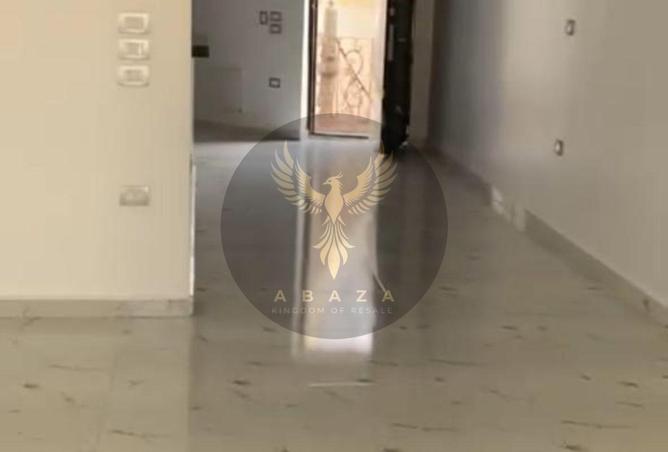 8158342 - Property Image 2