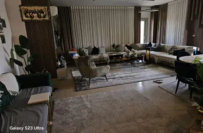 Apartment - 3 Bedrooms - 4 Bathrooms for sale in Uptown Cairo - Mokattam - Cairo