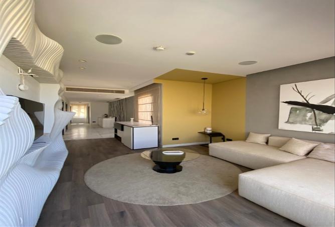 7992444 - Property Image 2
