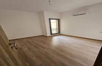 Apartment - 3 Bedrooms - 2 Bathrooms for sale in Fifth Square - The 5th Settlement - New Cairo City - Cairo