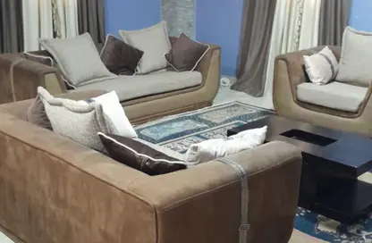 Villa - 7+ Bedrooms - 6 Bathrooms for rent in Street155 - District 4 - The 5th Settlement - New Cairo City - Cairo