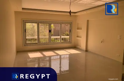 Apartment - 3 Bedrooms - 2 Bathrooms for sale in Street 232 - Degla - Hay El Maadi - Cairo