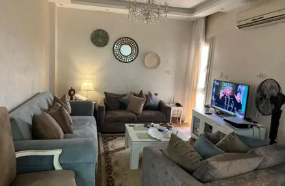 Penthouse - 3 Bedrooms - 2 Bathrooms for sale in Durrat Al Qahira - North Investors Area - New Cairo City - Cairo Penthouse - 3 Bedrooms - 2 Bathrooms for sale in Durrat Al Qahira - North Investors Area - New Cairo City - Cairo